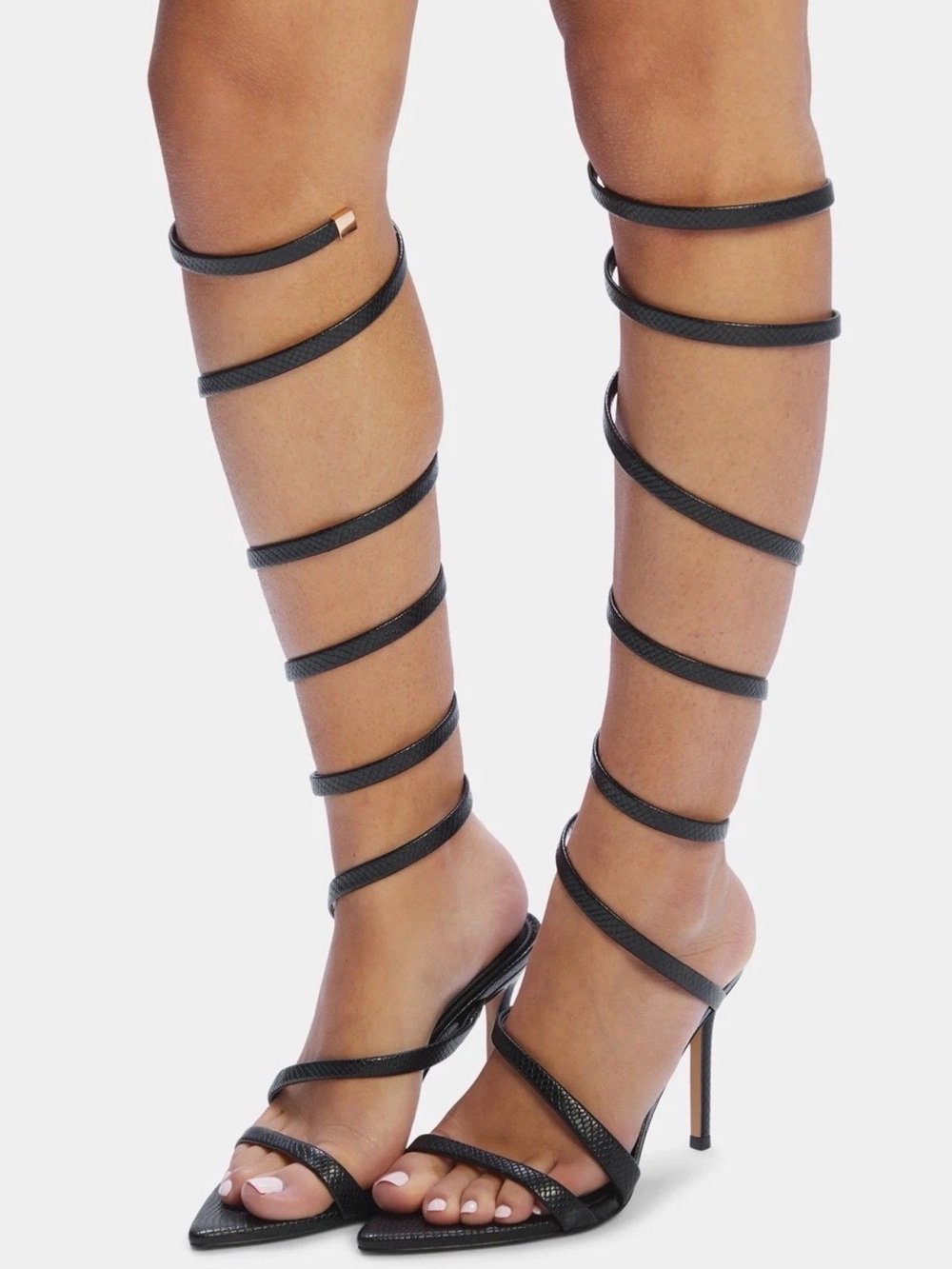 Aldo Woman’s Black Strappy Heels Sandal US 8.5 EUR 39 Snake Embossed Open Toe 4”